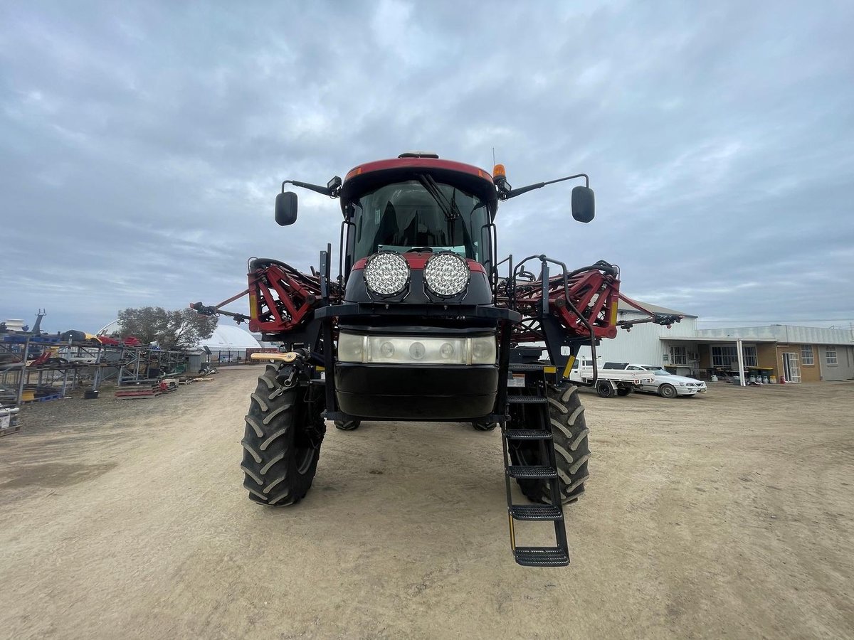 2016 CASE IH Patriot 4430 image 9