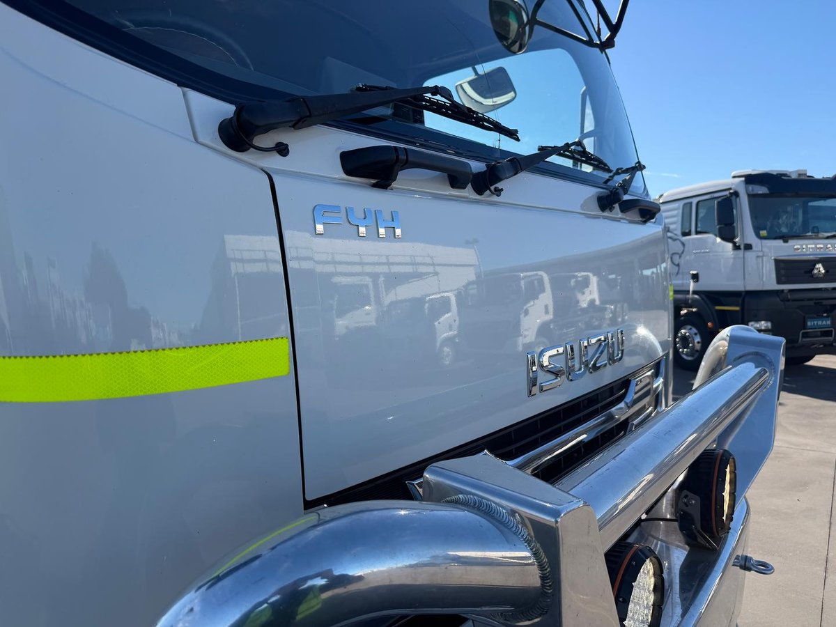 2023 Isuzu F Series FYH300-350 image 10