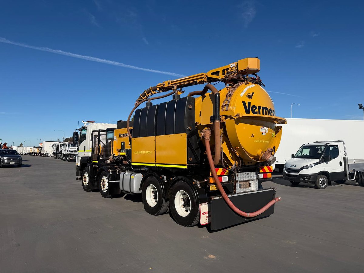 2023 Isuzu F Series FYH300-350 image 3