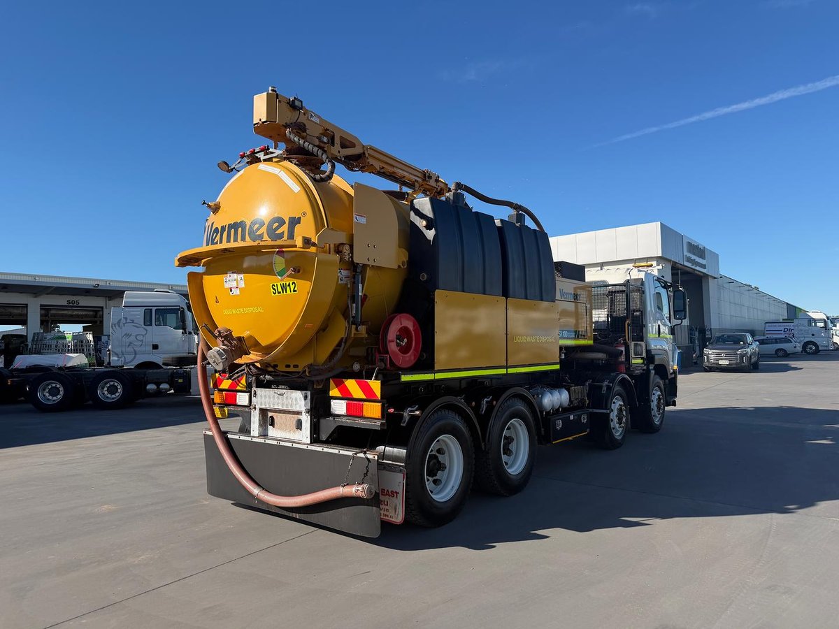 2023 Isuzu F Series FYH300-350 image 5