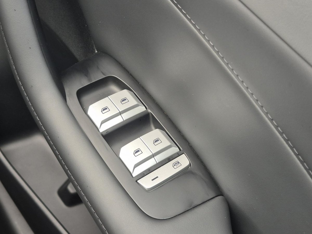 2025 MG MGS5 EV Excite 49 ZS3EM MY25 image 17