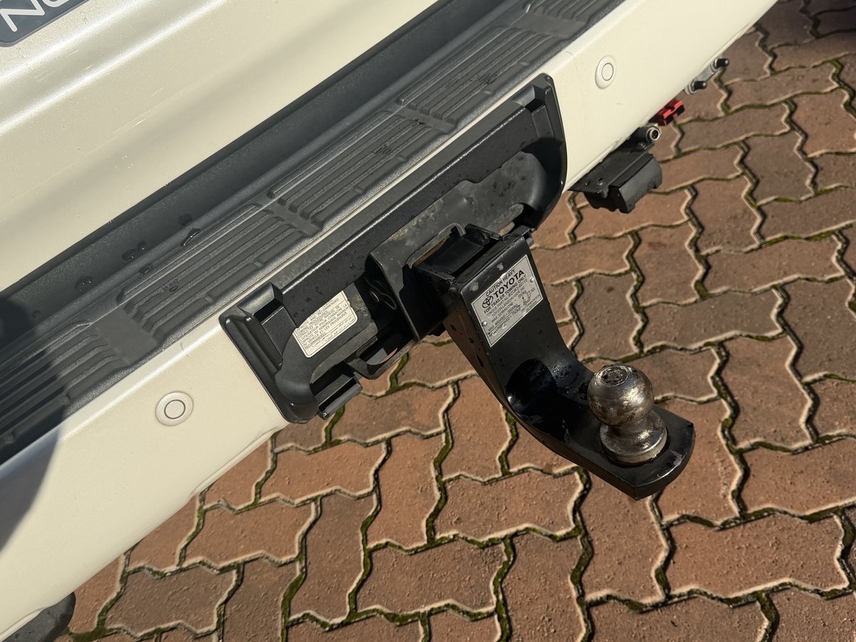 2012 Toyota Landcruiser VX VDJ200R MY12 4X4 Constant image 8