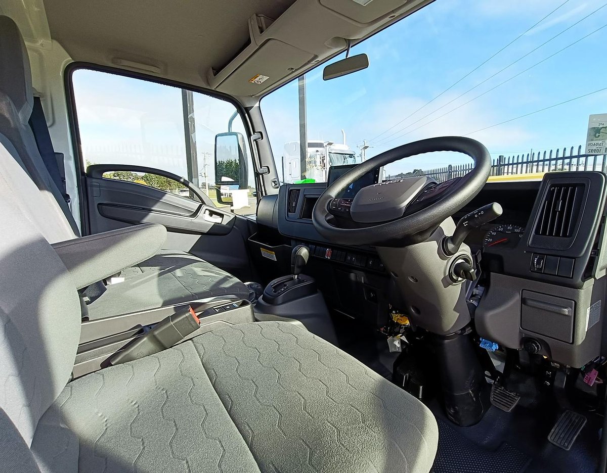 2026 Isuzu N Series Nnr 45-150 Dt C34 Traypack image 9