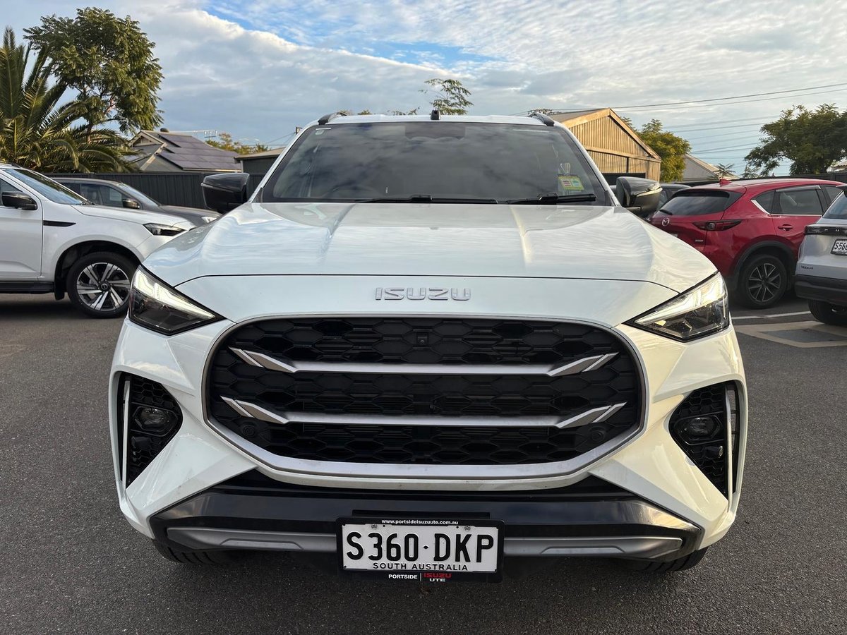 2025 Isuzu MU-X LS-T MY25.5 4X4 Dual Range image 8