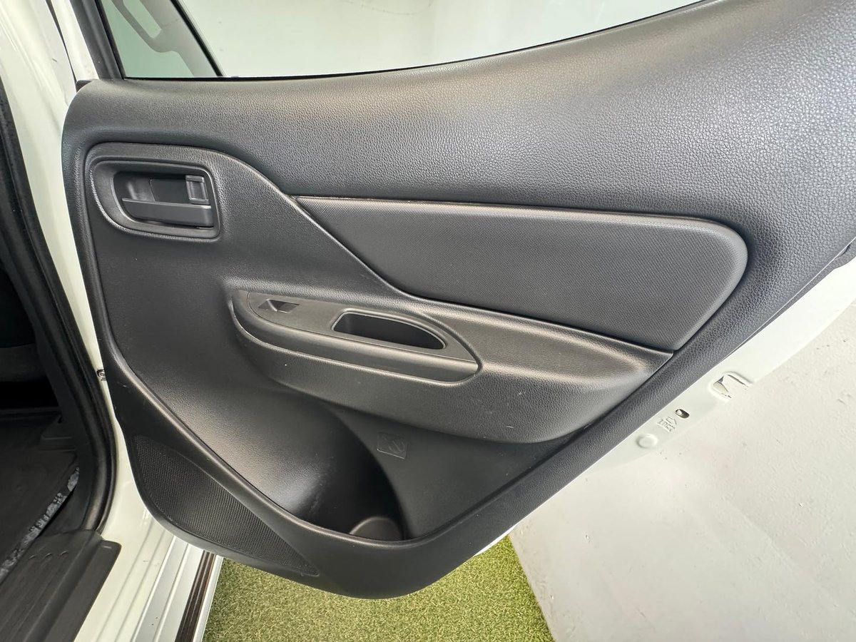 2020 Mitsubishi Triton GLX ADAS MR MY21 4X4 Dual Range image 13