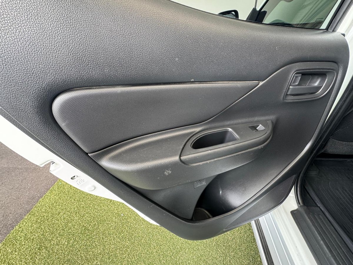 2020 Mitsubishi Triton GLX ADAS MR MY21 4X4 Dual Range image 17