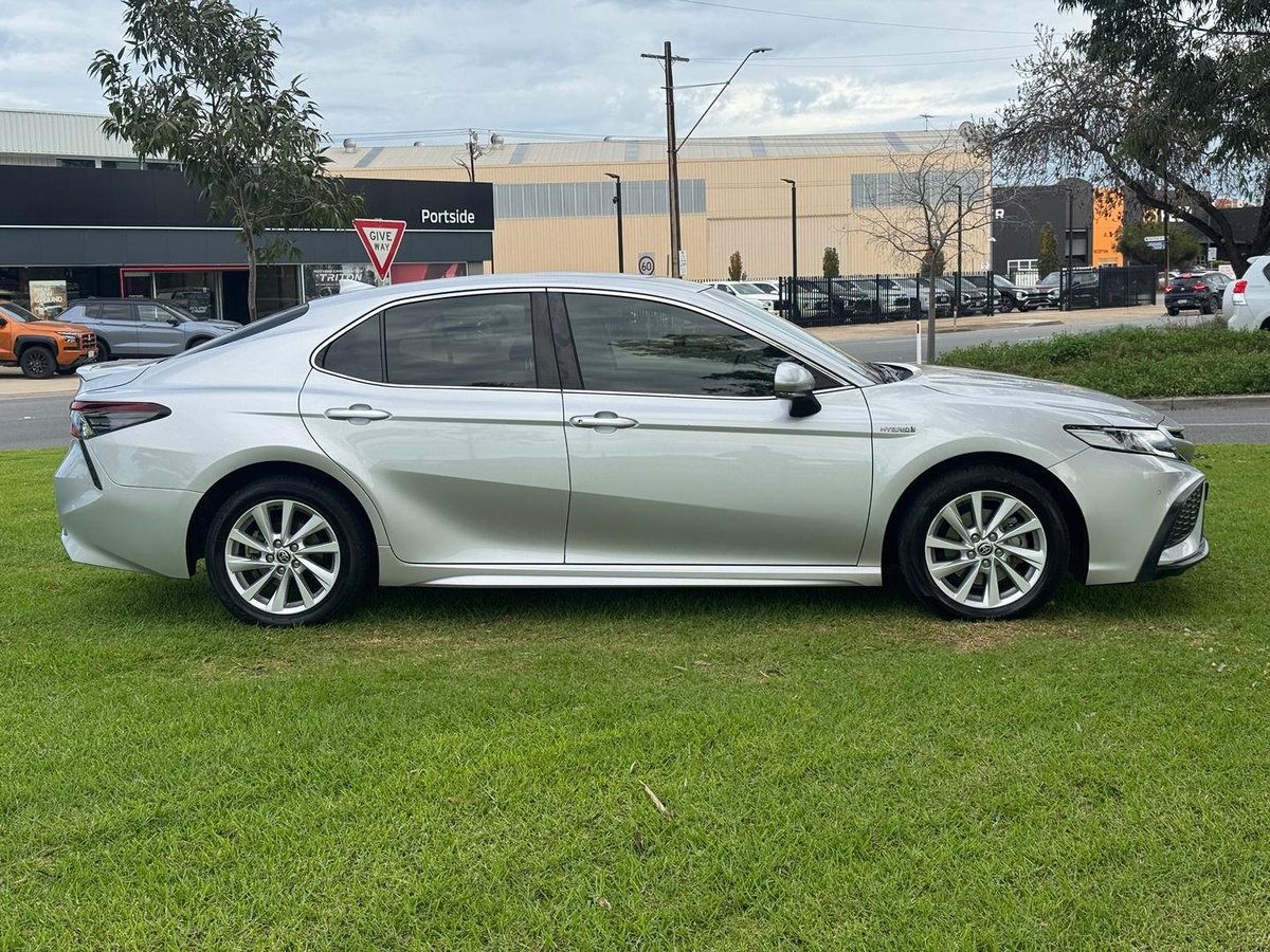 2022 Toyota Camry Ascent Sport AXVH70R image 8