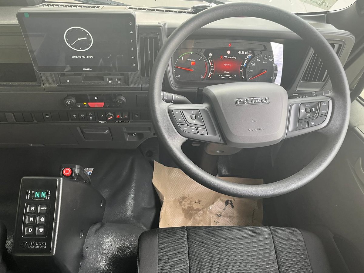 2025 Isuzu F Series image 20