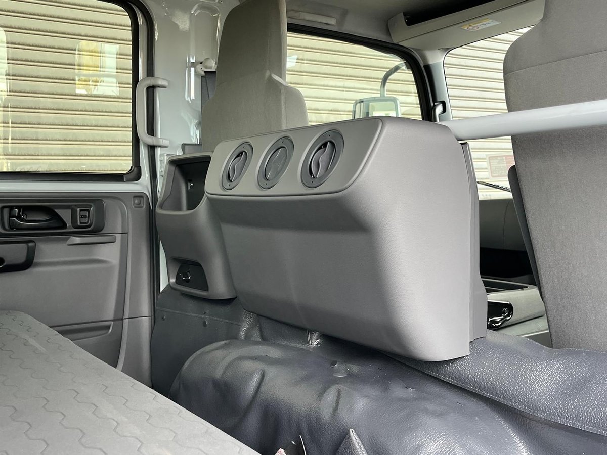 2026 Isuzu N Series image 25