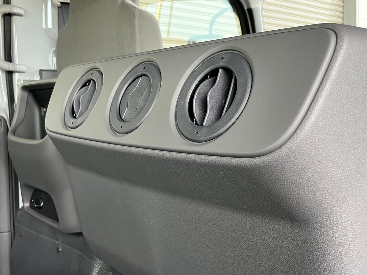 2026 Isuzu N Series image 26
