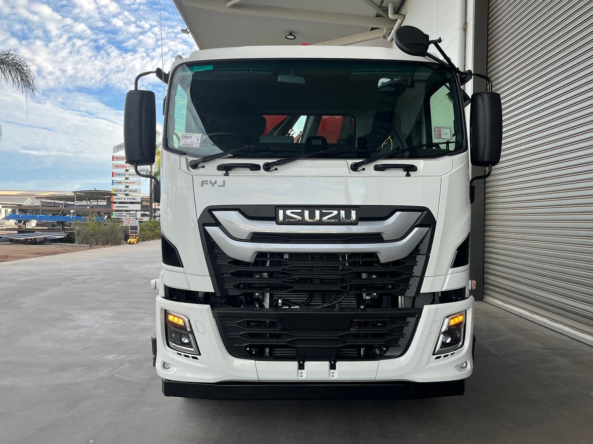 2025 Isuzu F Series FYJ 320-355 AT R67 image 14