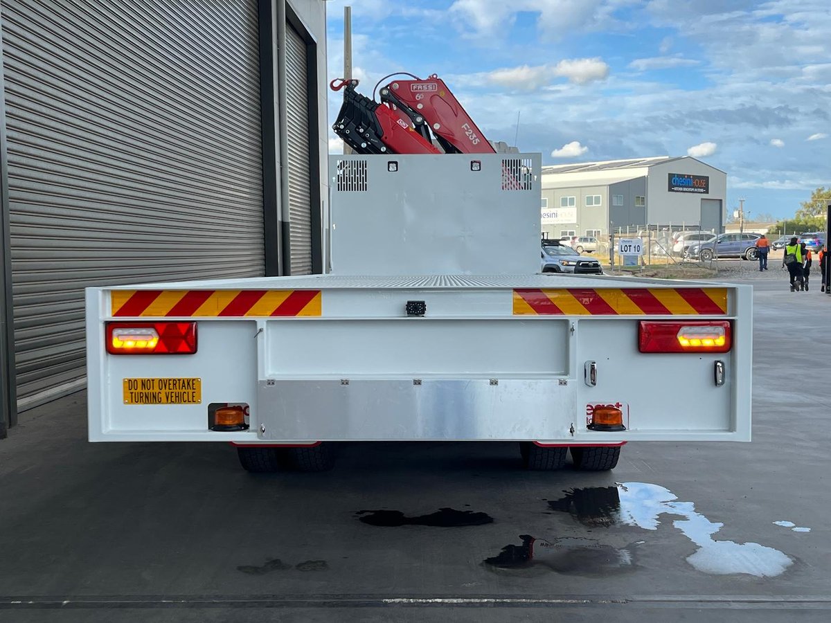 2025 Isuzu F Series FYJ 320-355 AT R67 image 4