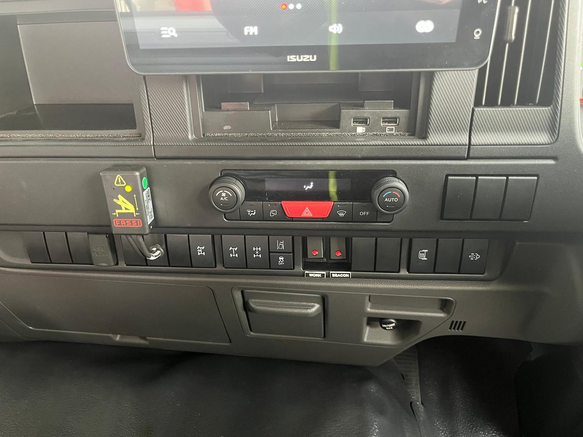 2025 Isuzu F Series FYJ 320-355 AT R67 image 23