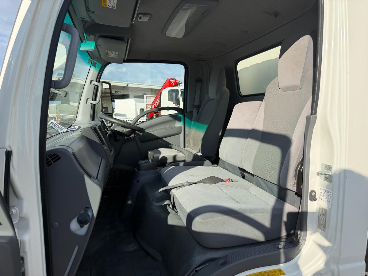 2020 Isuzu N Series NPR 45/55-155 image 22