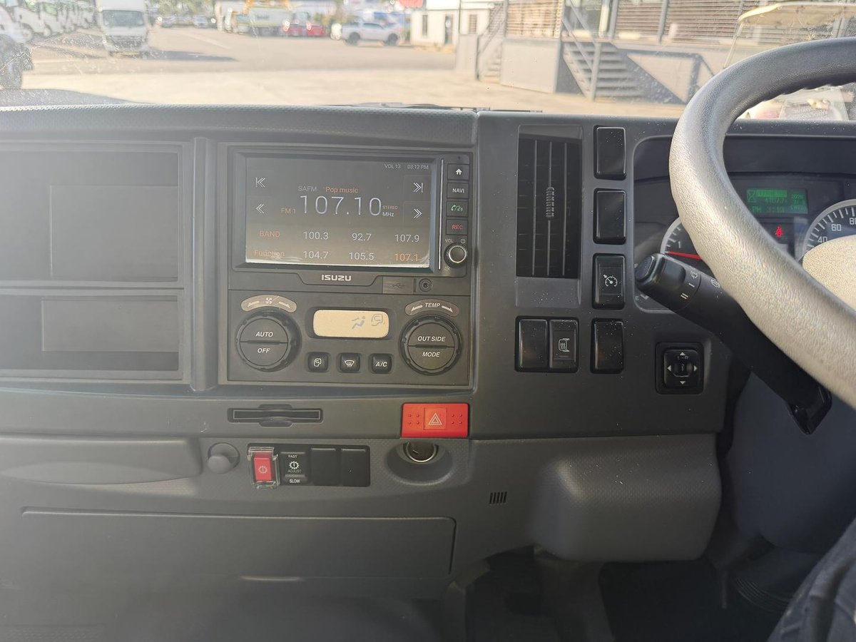 2020 Isuzu N Series NPR 45/55-155 image 20