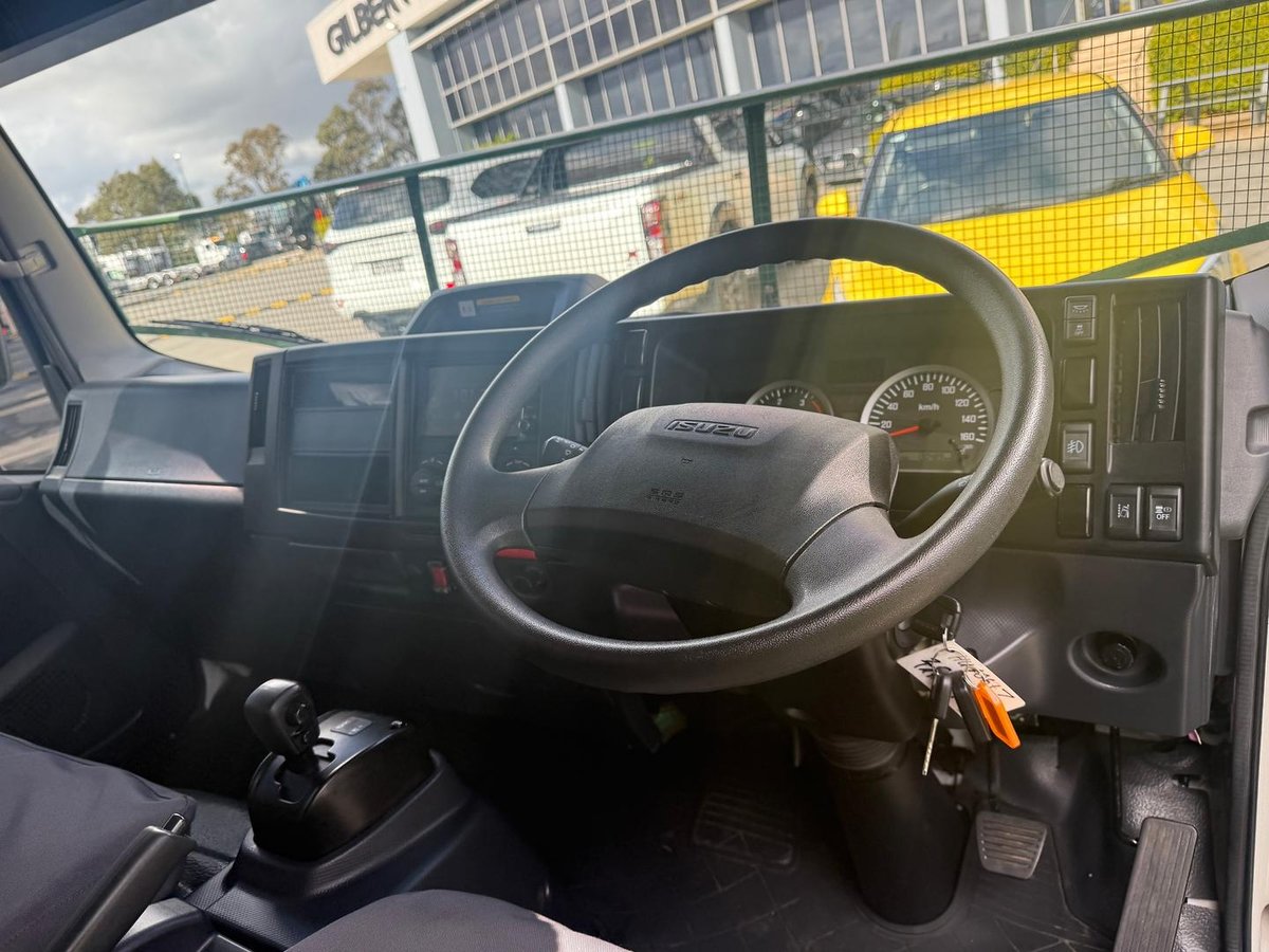 2022 Isuzu N Series NPR 45/55-155 Tradepack image 23