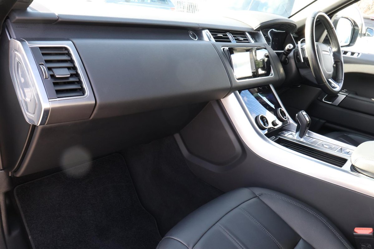 2020 Land Rover Range Rover Sport SDV6 183kW SE L494 MY20 4X4 Constant image 25