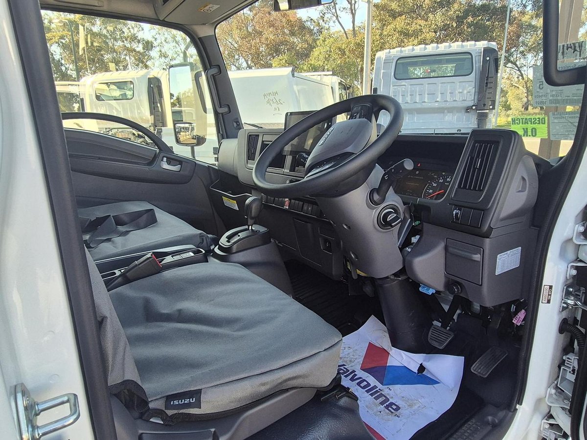 2026 Isuzu N Series NNR 45-150 DT C34 Traypack image 12