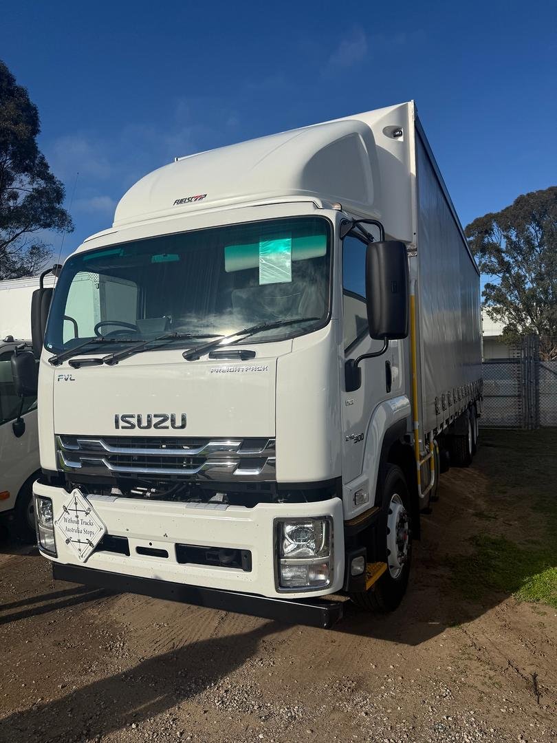 2023 Isuzu F Series FVL240-300 Freightpack image 12