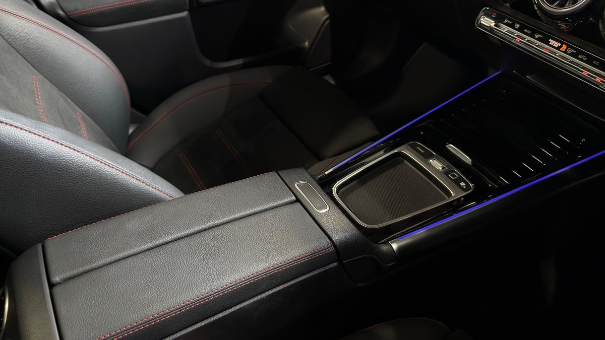 2025 Mercedes-Benz GLA-Class GLA200 H247 image 37