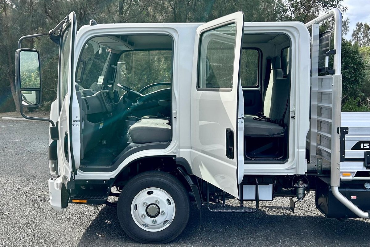 2026 Isuzu N Series NNR 45-150 DT C34 Traypack image 16