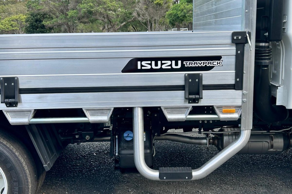 2026 Isuzu N Series NNR 45-150 DT C34 Traypack image 13