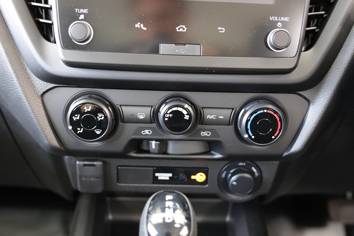2025 Isuzu D-MAX SX MY25.5 4X4 Dual Range image 23
