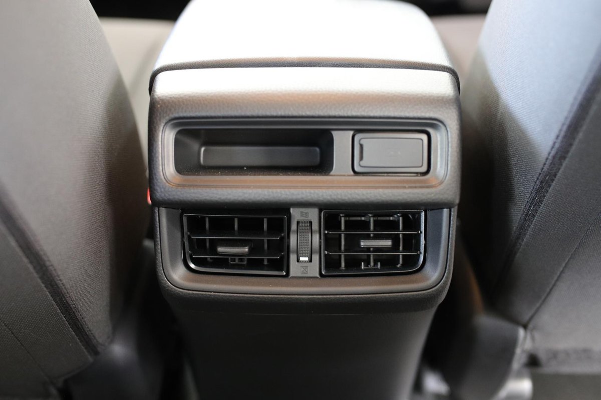 2025 Isuzu D-MAX SX MY25.5 4X4 Dual Range image 27