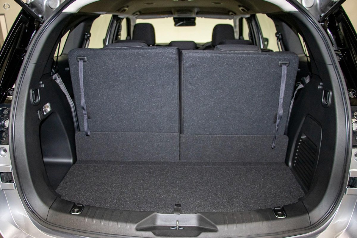 2026 Isuzu MU-X LS-M MY25.5 4x2 image 13