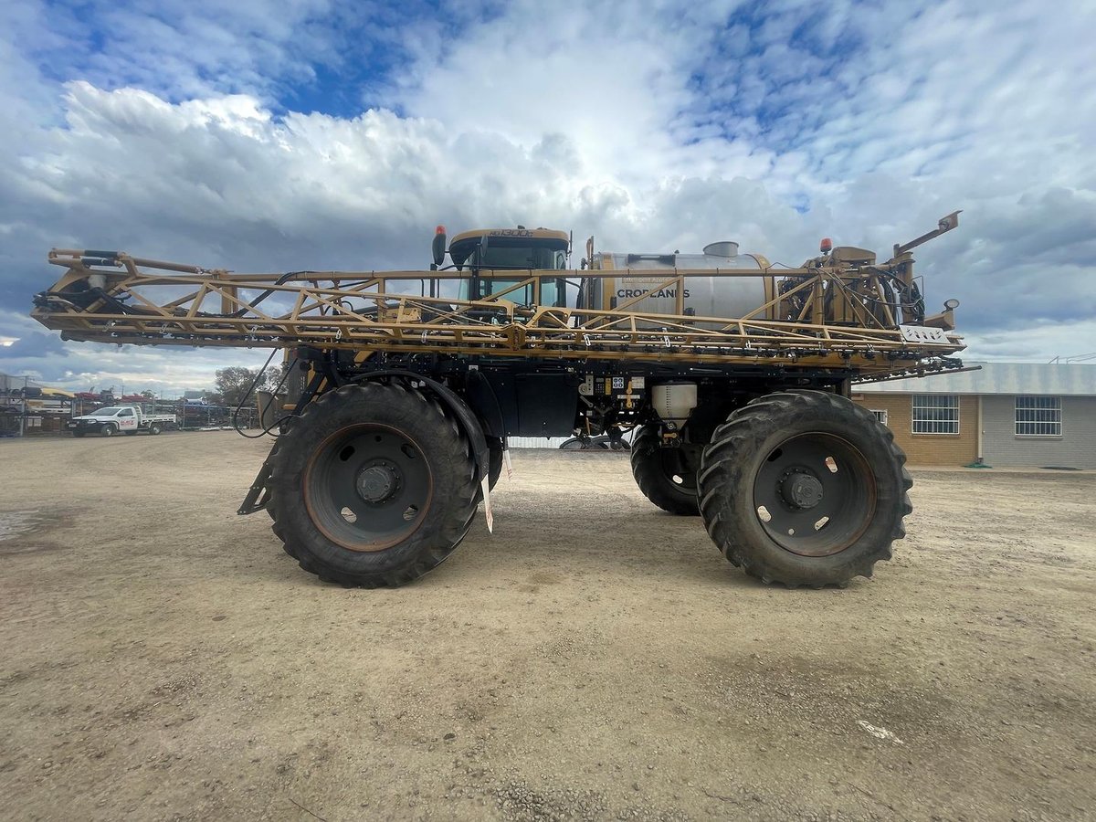 2021 Rogator 1300C image 11