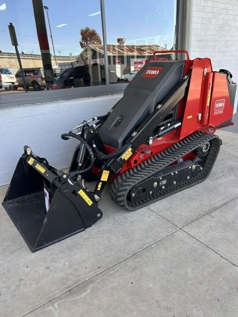2026 Toro Tx700 Turbo Wide Track Compact Loader image 2