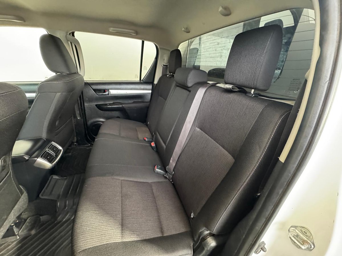 2018 Toyota Hilux SR5 GUN126R 4X4 Dual Range image 15