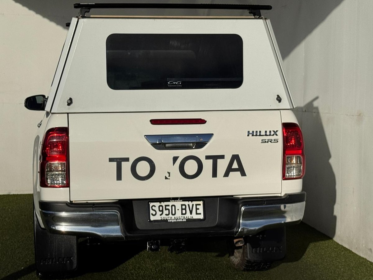 2018 Toyota Hilux SR5 GUN126R 4X4 Dual Range image 21