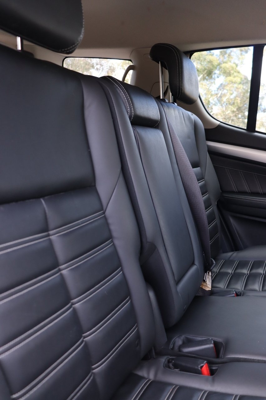 2018 Isuzu MU-X LS-T MY17 4X4 Dual Range image 18