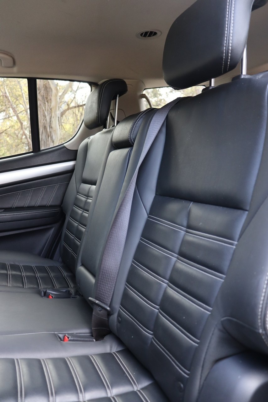 2018 Isuzu MU-X LS-T MY17 4X4 Dual Range image 22