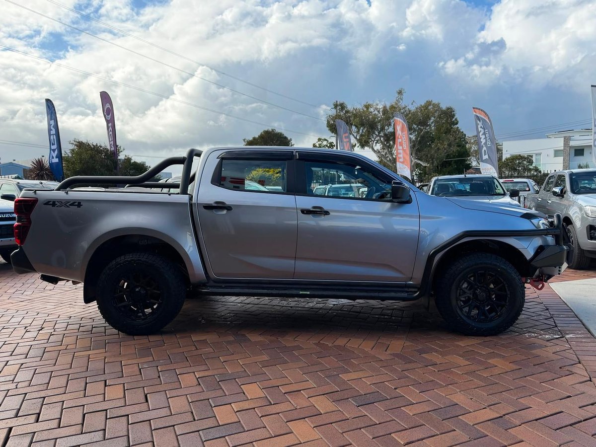 2026 Isuzu D-MAX X-RIDER MY25.5 4X4 Dual Range image 8