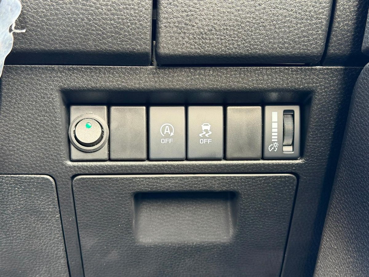 2026 Isuzu D-MAX X-RIDER MY25.5 4X4 Dual Range image 17