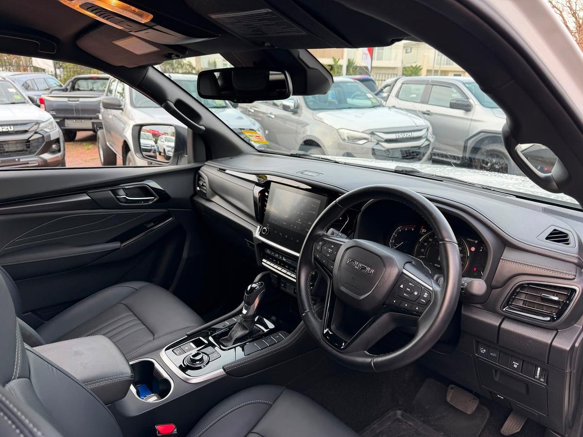 2025 Isuzu MU-X LS-T MY25.5 4X4 Dual Range image 36