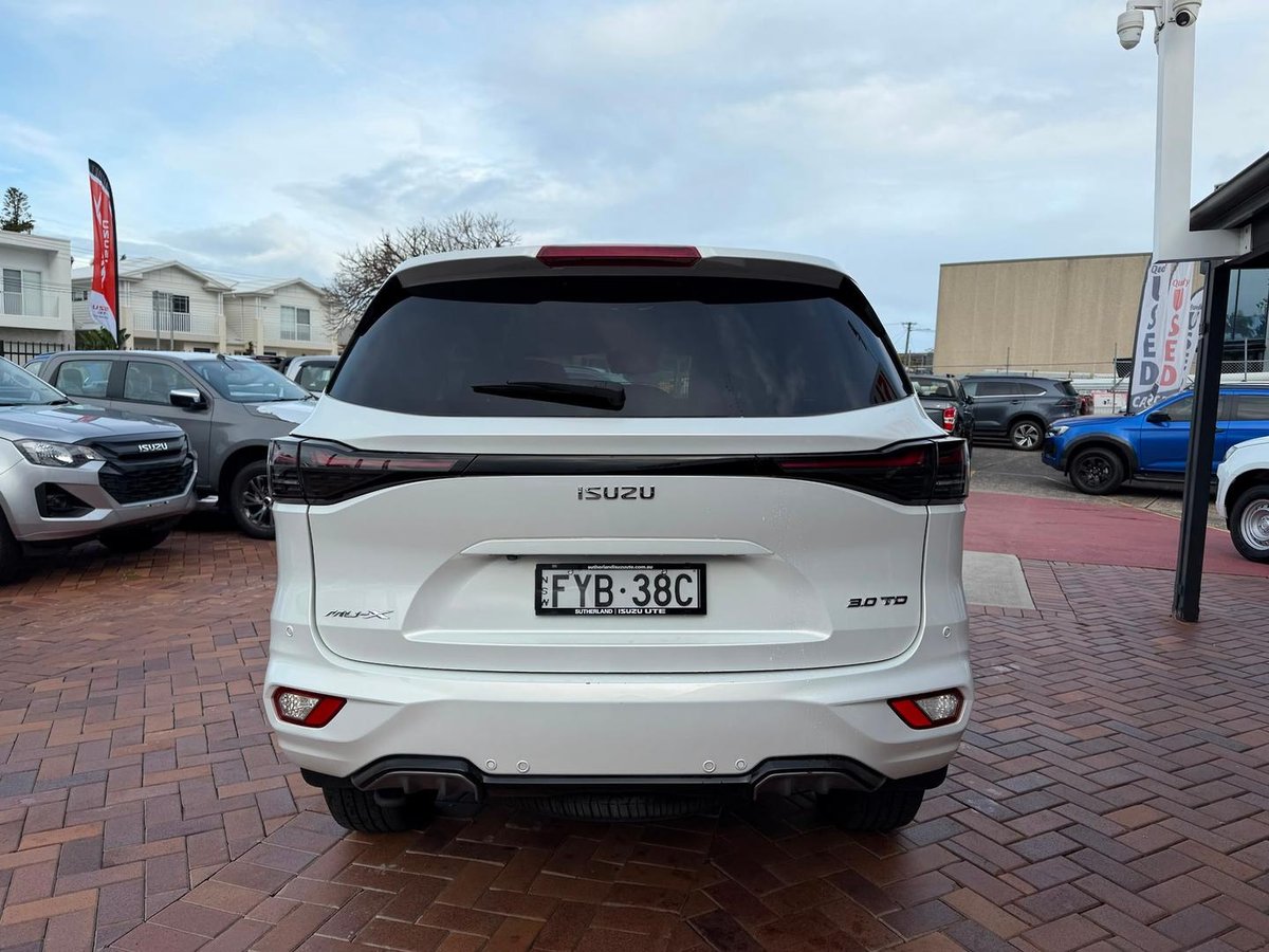2025 Isuzu MU-X LS-T MY25.5 4X4 Dual Range image 9