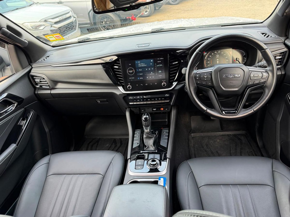 2025 Isuzu MU-X LS-T MY25.5 4X4 Dual Range image 31