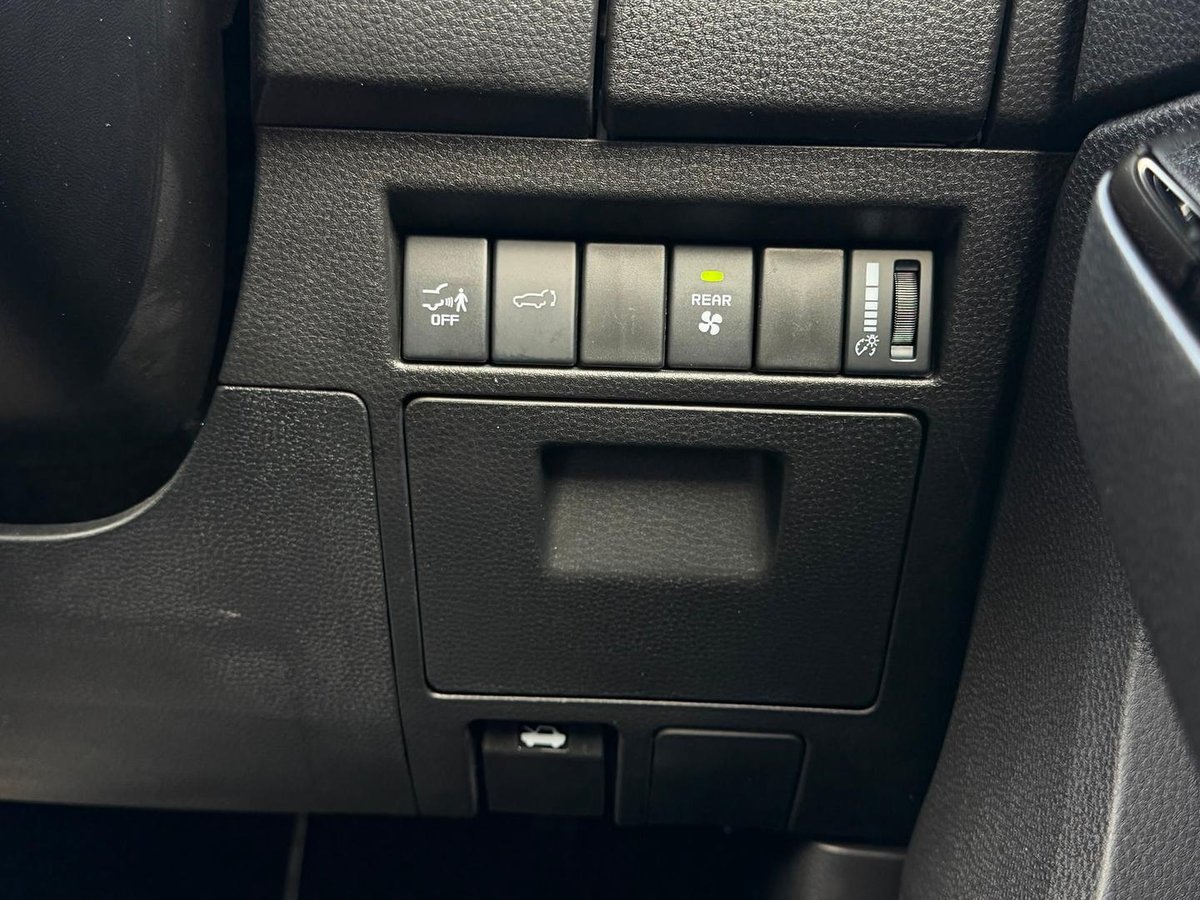2025 Isuzu MU-X LS-T MY25.5 4X4 Dual Range image 21