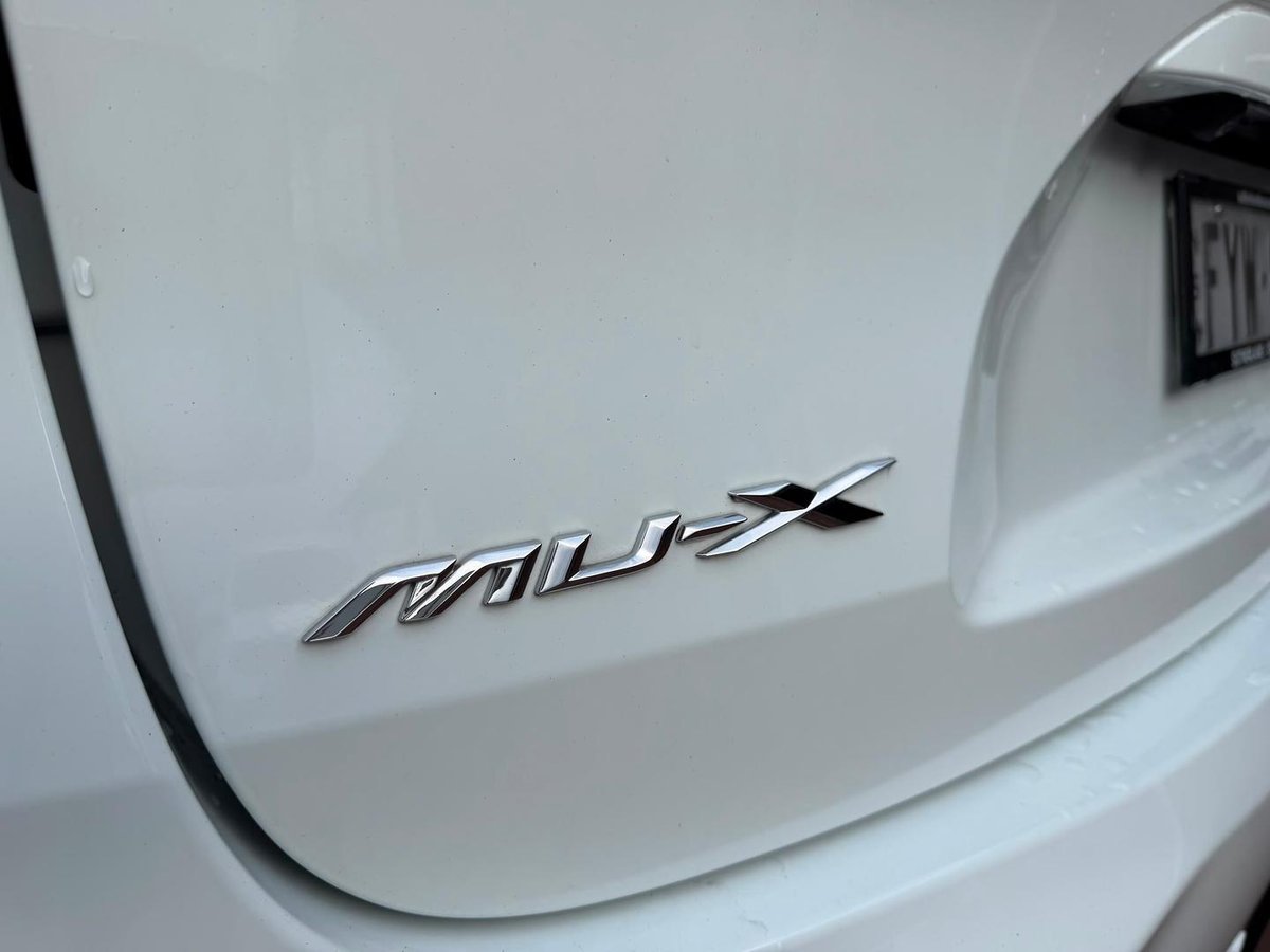 2025 Isuzu MU-X LS-T MY25.5 4X4 Dual Range image 9
