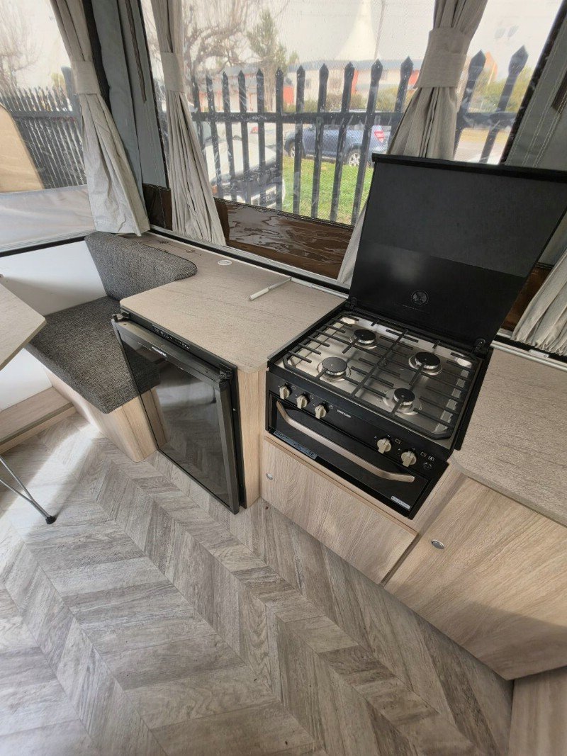 2022 JAYCO PENGUIN image 8