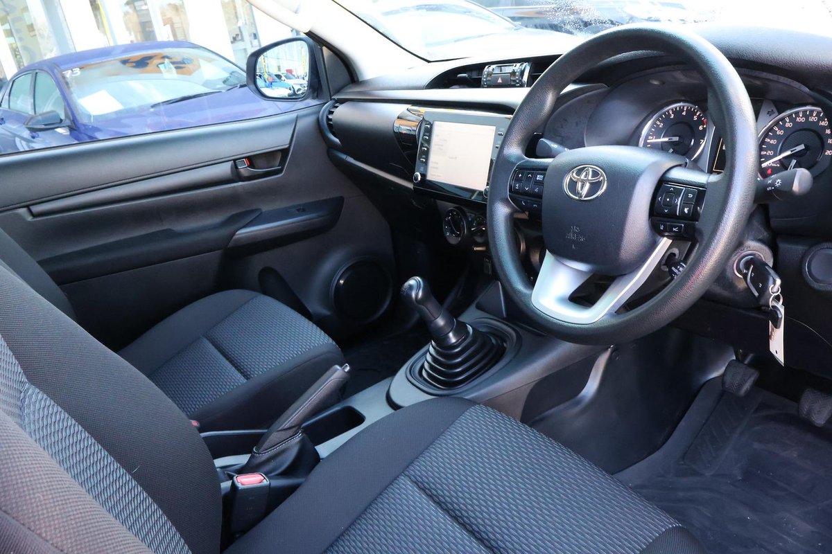 2021 Toyota Hilux Workmate TGN121R 4x2 image 7