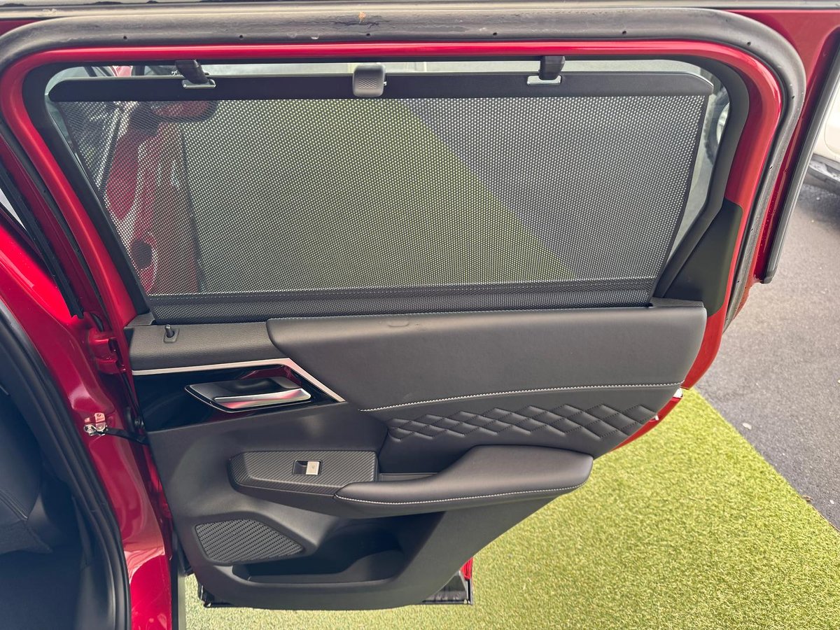 2025 Mitsubishi Outlander PHEV GSR ZM MY24 AWD image 12