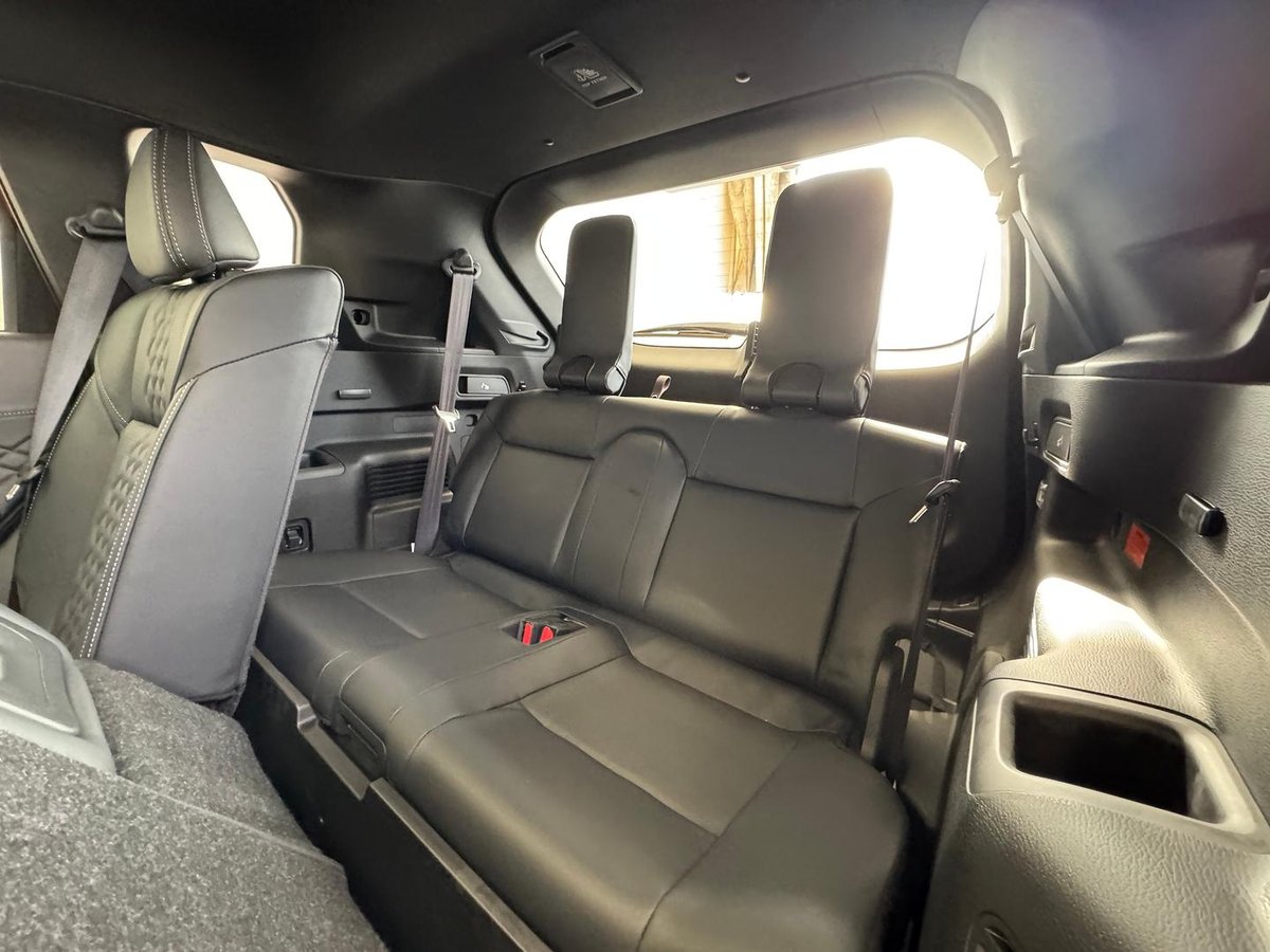 2025 Mitsubishi Outlander PHEV GSR ZM MY24 AWD image 25