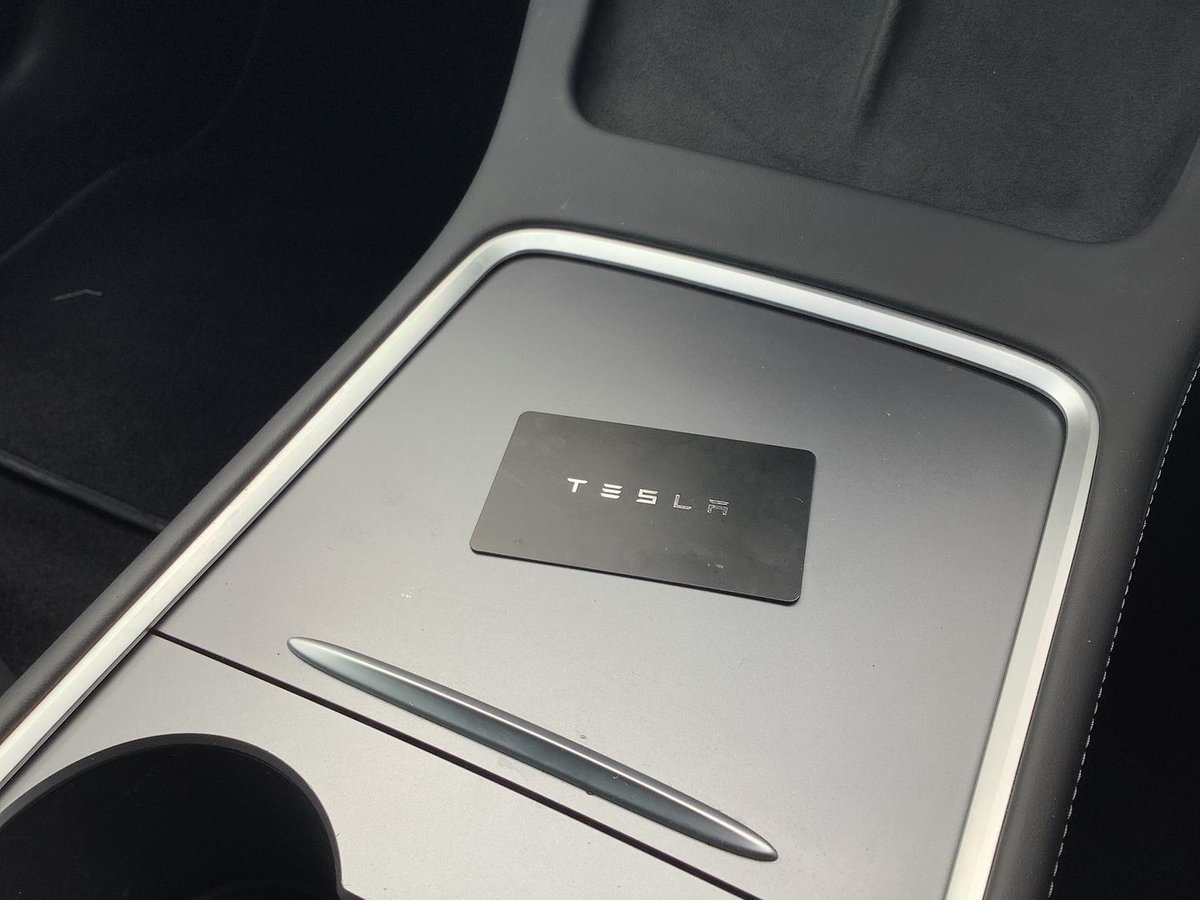 2023 Tesla Model 3 Rear-Wheel Drive image 31