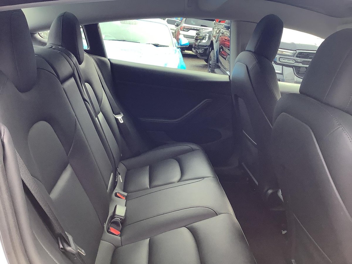 2023 Tesla Model 3 Rear-Wheel Drive image 15