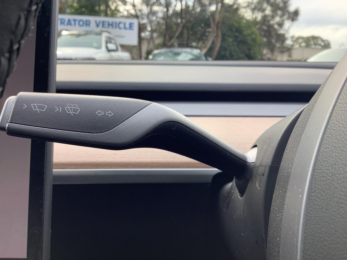 2023 Tesla Model 3 Rear-Wheel Drive image 29