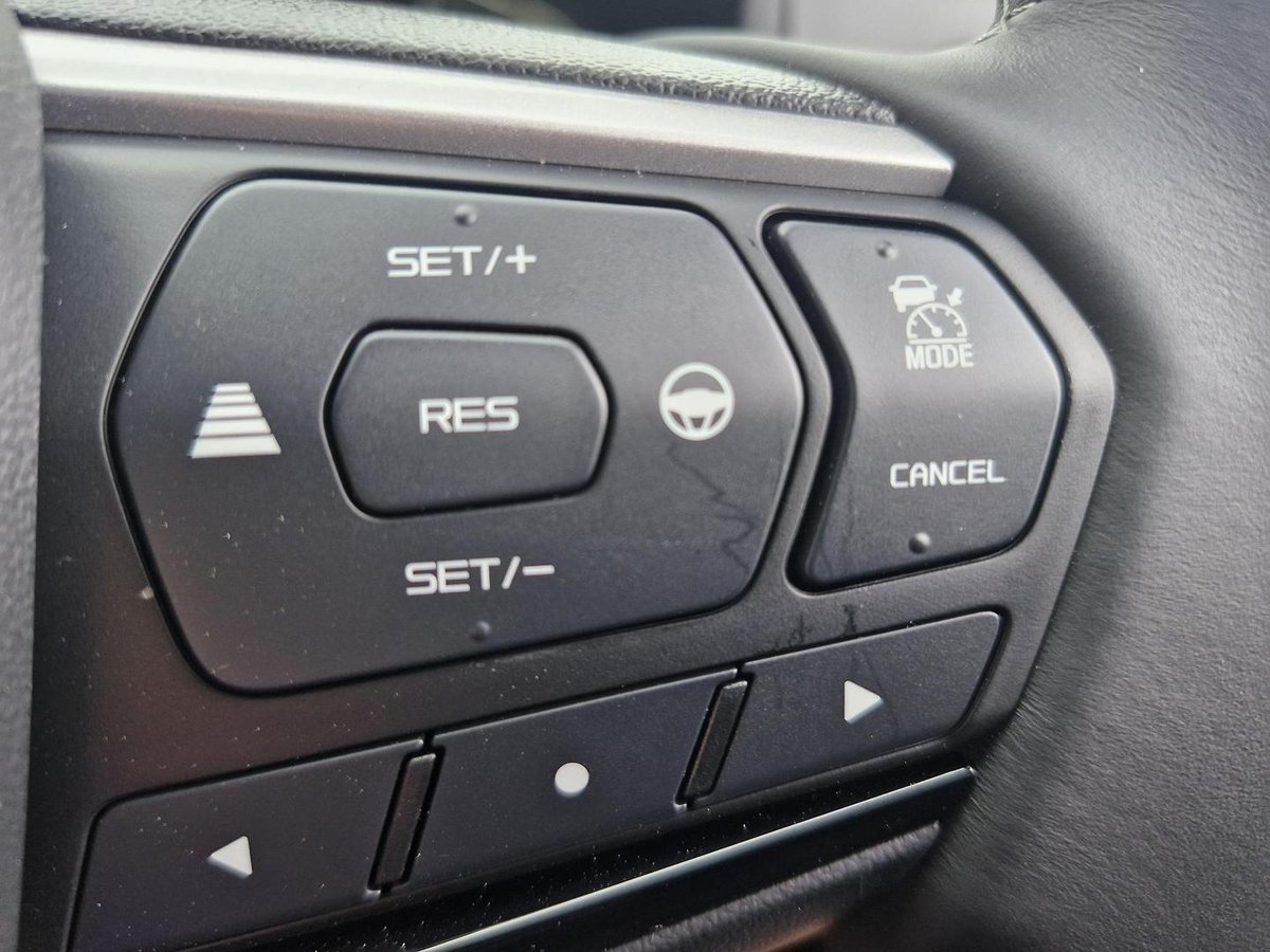 2026 Isuzu MU-X LS-U MY25.5 4X4 Dual Range image 27